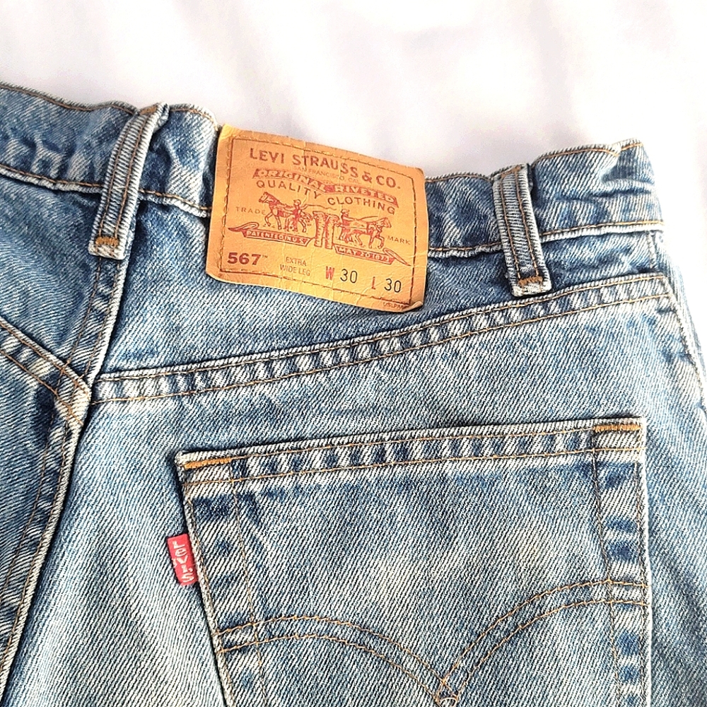 Vintage Levi's 567 Boot Cut Jeans - Excellent Condition